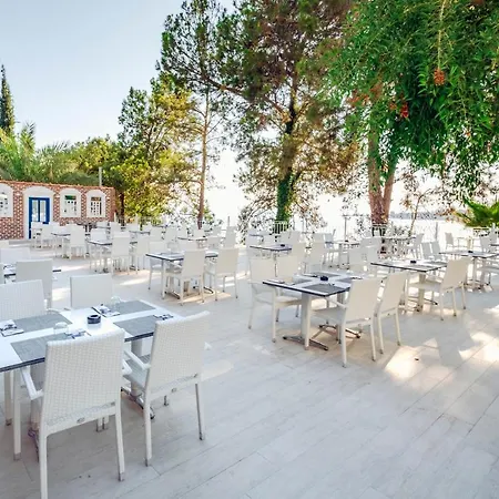 Utopia Club Ośrodek wypoczynkowy *