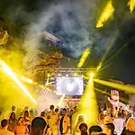 Utopia Club Resort