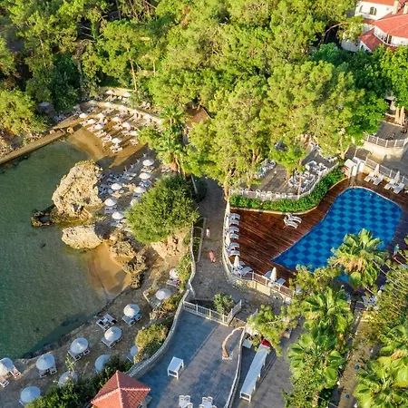 Utopia Club Resort
