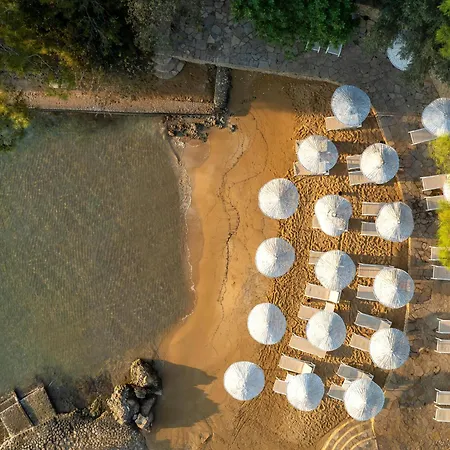 Utopia Club Resort