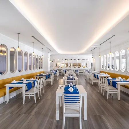 Utopia Club Rezort *